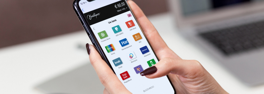 Buttons with finger-friendly design and card data that can be scanned via your smartphone’s camera lens. Go for a smart checkout that focuses on mobile payment.
