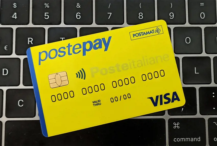 Postepay standard Visa branded prepaidcard